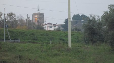 T/FVED12 A CUPELLO (CH) NELL’IMMEDIATA PERIFERIA VERSO VASTO VENDESI LOTTI EDIFICABILI  PANORAMICI CONFINANTE CON PRIMARIA STRADA COMUNALE E POCO DISTANTE DAL CENTRO ABITATO