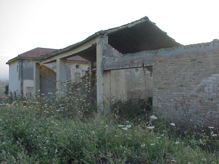 MVC-002X