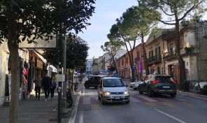 RIF:C/V3X A VASTO CENTRO VENDESI LOCALE COMMERCIALE P.T. MOLTO VISIBILE MQ 80+MQ 50 TERRAZZO POCHI METRI DA P.ZZA ROSSETTI- A REDDITO-AFFITTATO