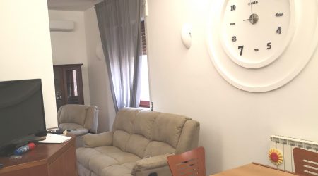 RIF: R/V204 A VASTO (CH) VENDE APPARTAMENTO 1° P. IN PICCOLO CONDOMINIO- RISTRUTTURATO CON PAVIMENTO IN PARQUT -TERMOAUTONOMO-CONDIZIONATORI-A M.100 DALL’OSPEDALE SAN PIO
